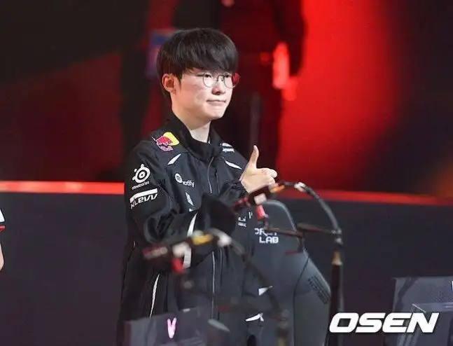 爱游戏官方网站-Faker：背靠背会带来一些挑战，个人状态还有很大的提升空间