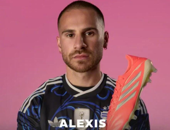 爱游戏登录入口-皇马马竞争夺利物浦中场麦卡利斯特|阿根廷媒体|奥莱报|西甲|国脚|伯纳乌_新浪体育_新浪新闻